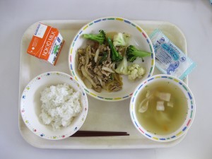 Japanese_school_lunch