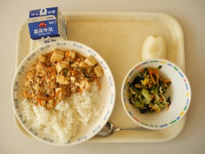 Japanese_tofu_school_lunch